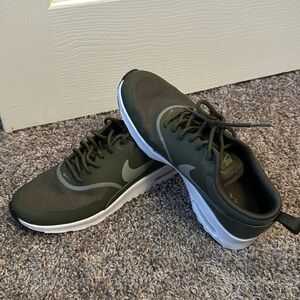 Nike Sneakers size 7